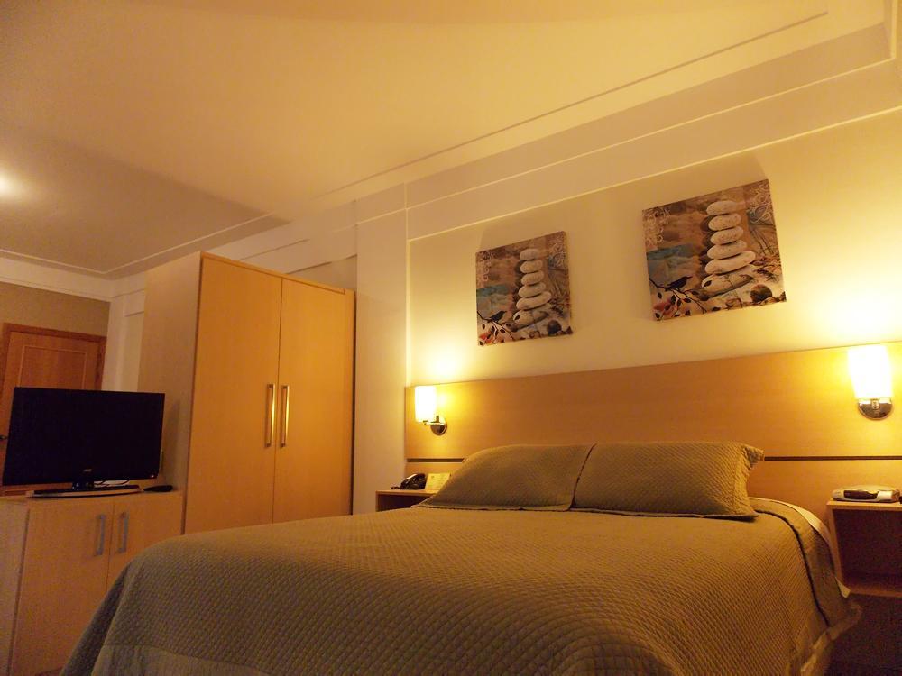 Flat Hotel